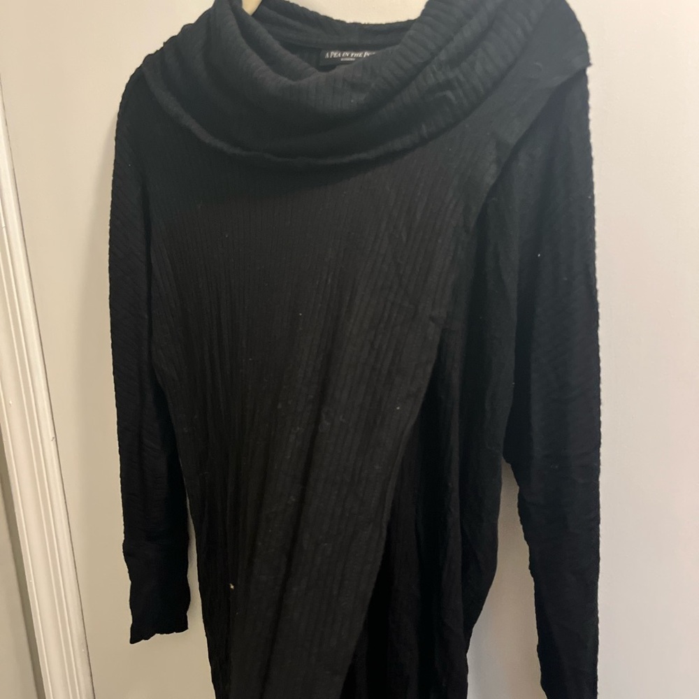 Never worn. Wrinkled only because they’ve been in storage. Will steam for you.
